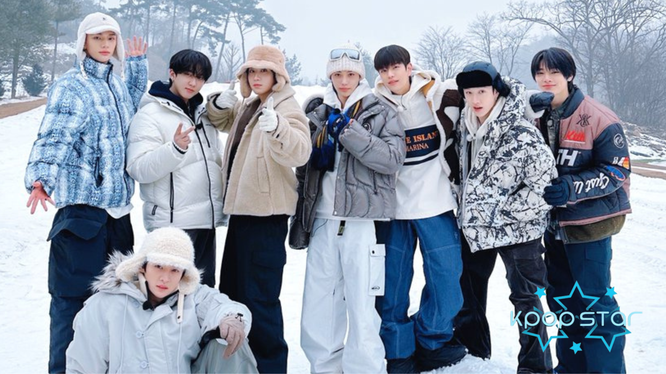 "ITEM" Stray Kids - (Source: Twitter(X.com /Stray_Kids/)